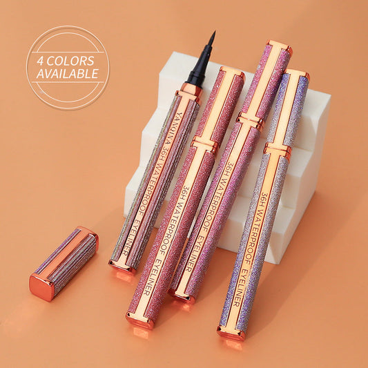 Färgad vattenfast eyeliner