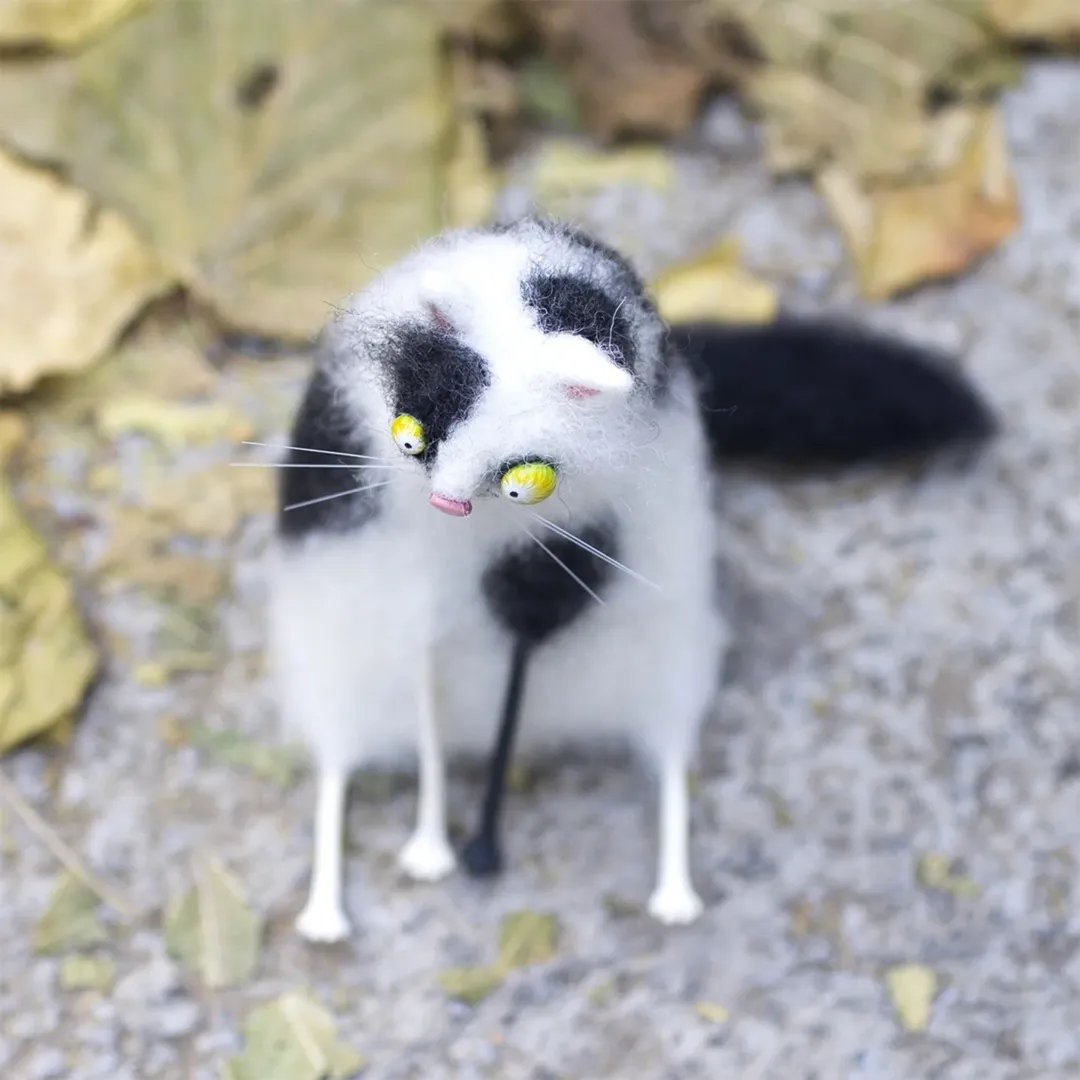 🎄✨Familjärer av ullfilt – originella handgjorda följeslagar